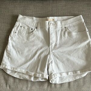 Levi’s Railroad Stripe Cuffed Shorts size 33